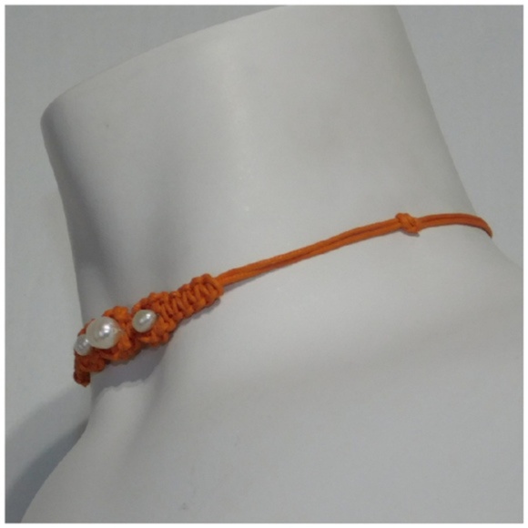 Beaded Choker Necklace. - Picture 4 of 8